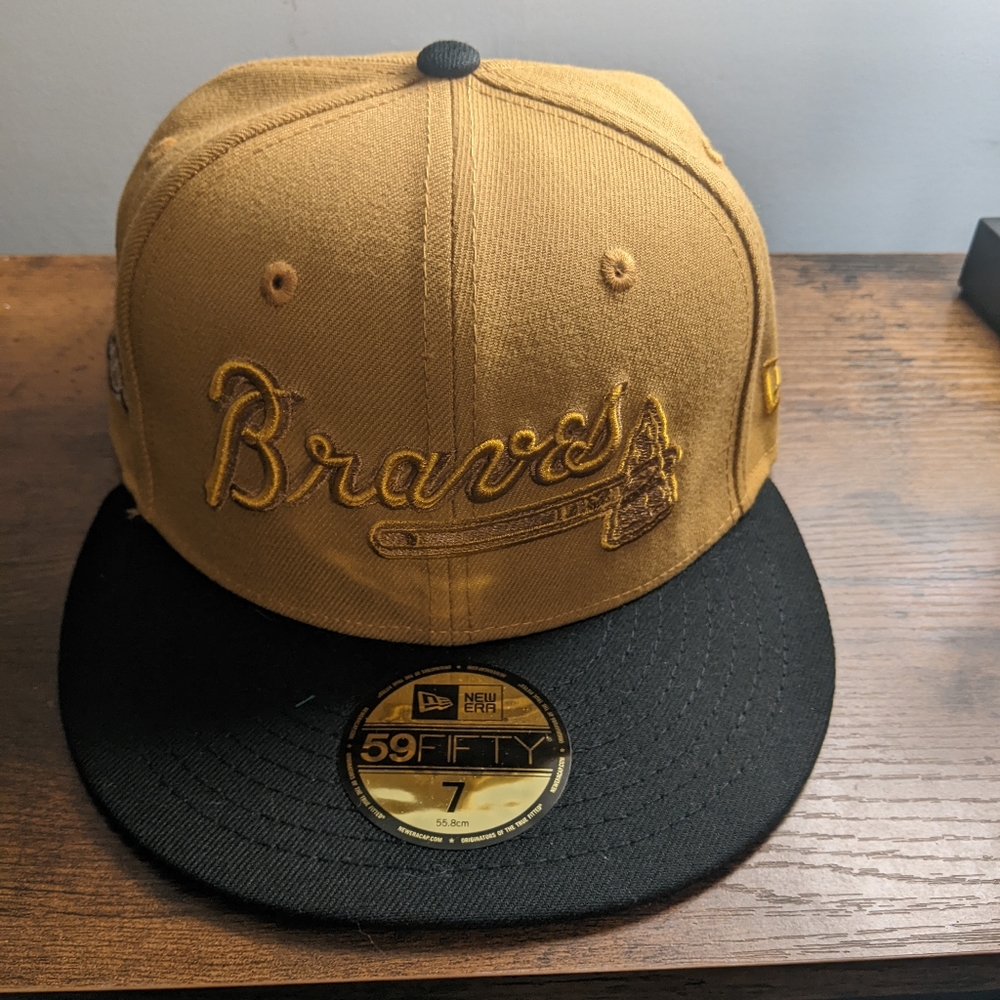 Atlanta Braves Size 7 Cloth Fitted Hat